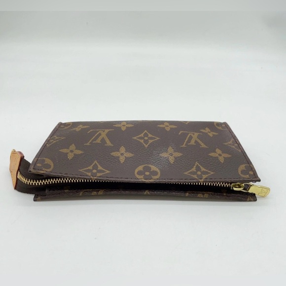 Authentic Louis Vuitton Monogram Bucket PM Pouch💕💕 - Picture 6 of 16